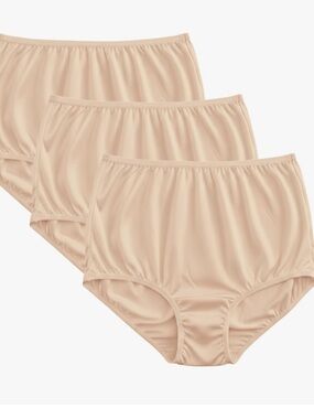 Vanity Fair set of 3 womens Nylon Brief Perfectly Yours
Panty. Size 10/3XL new